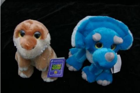Tyrannosaurus rex-Triceratops peluches Tyrannosaurus rex-Triceratops peluches